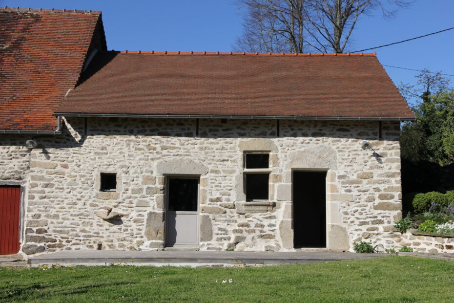 Petite maison en location - Gîte grande capacité à Saint-Plantaire (36)